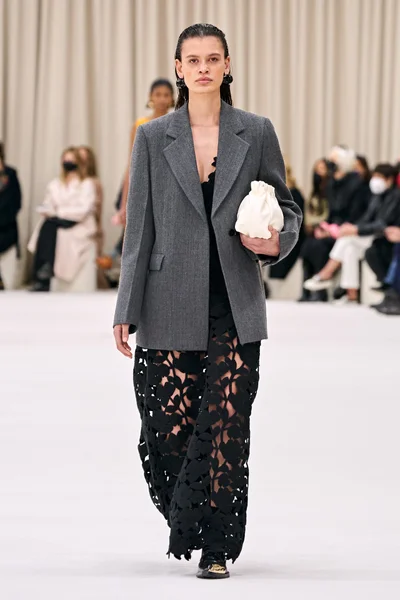 Look 51